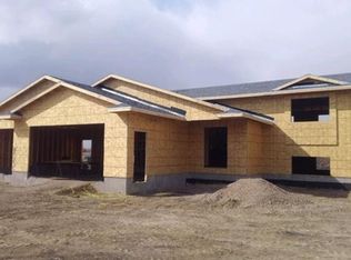 1013 Nano Nagle Ave NE, Aberdeen, SD 57401