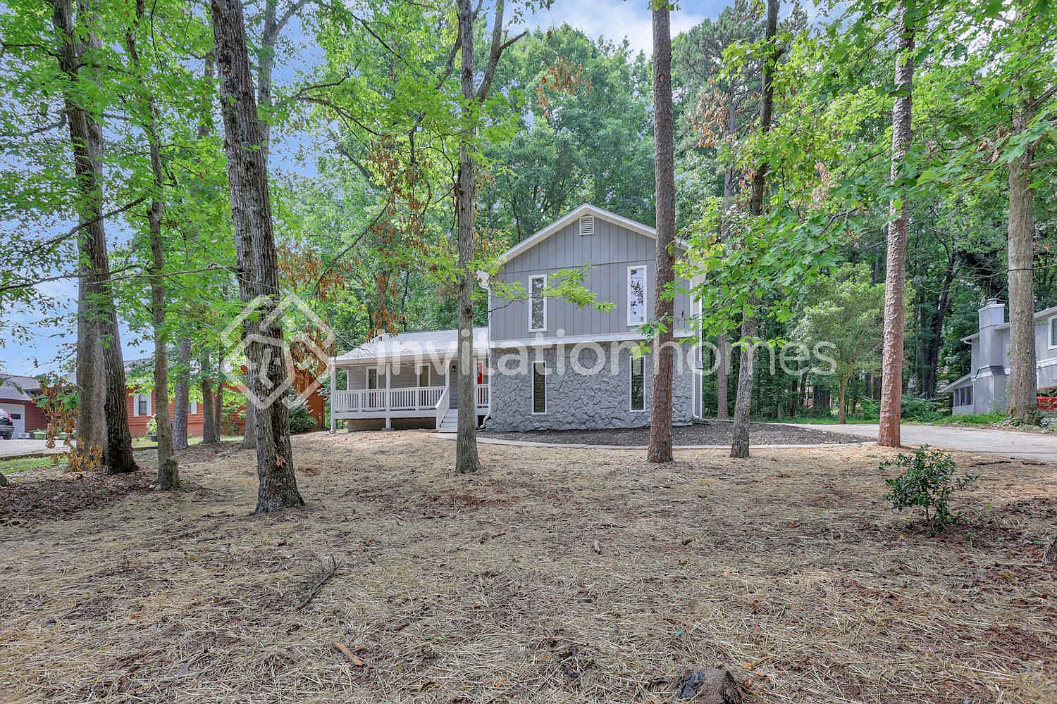 685 Raven Springs Trl Stone Mountain, GA 30087 — Photo 1