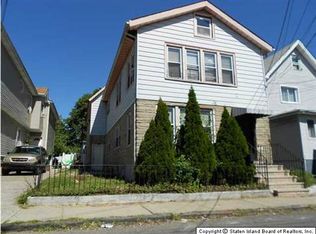 21 Bond St, Staten Island, NY 10302