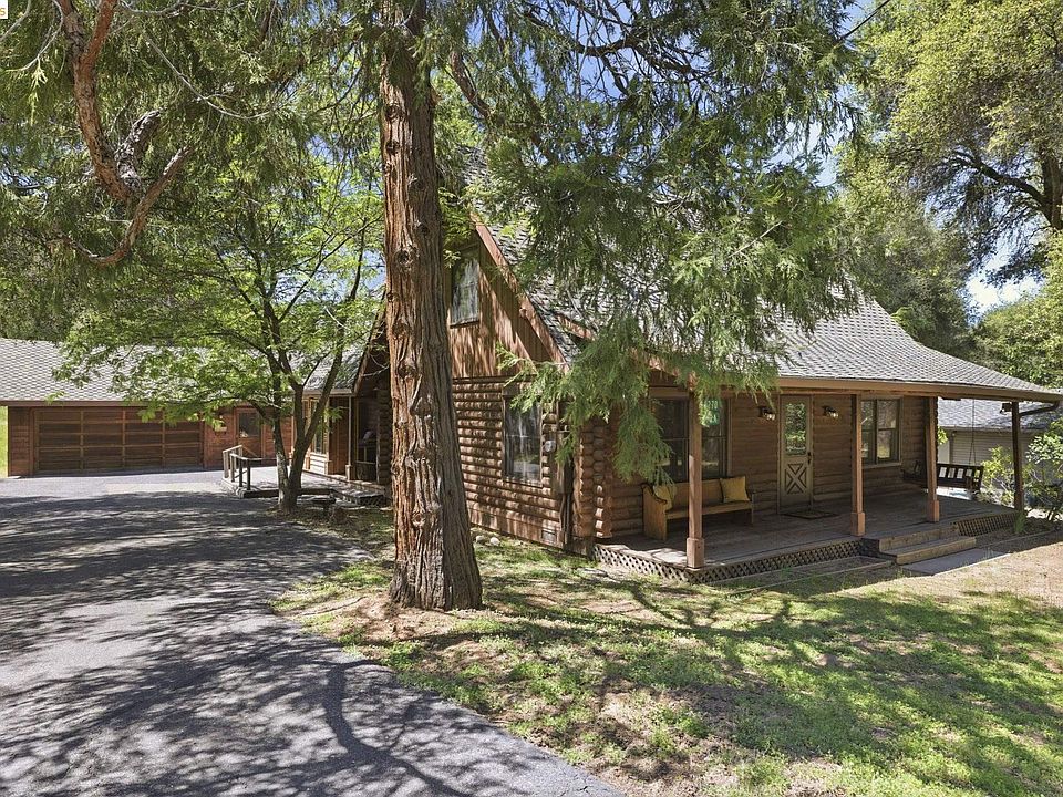 1st image of 19270 Ferretti Rd