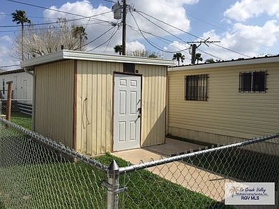 2nd image of 25379 Goldenrod Ln