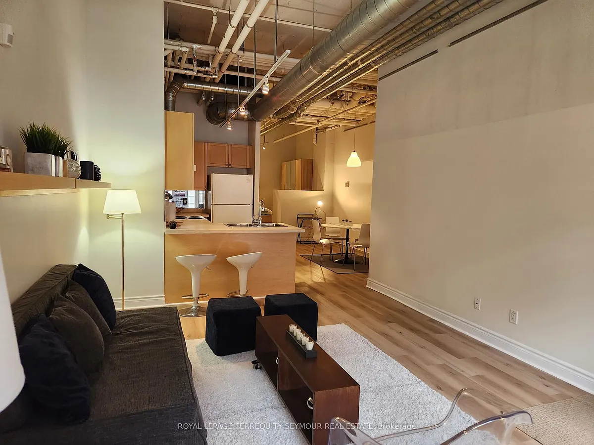 Building Photo - 103 McCaul St #47