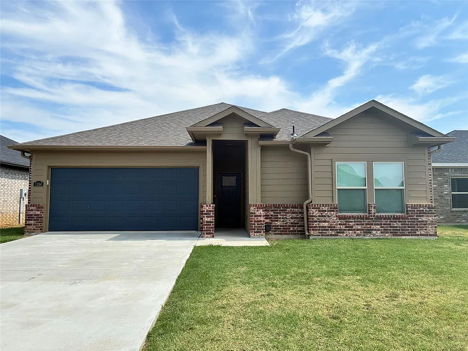 1194 Wild Indigo Cir