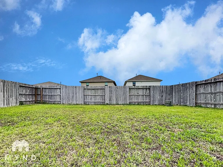 26815 Wilderye Cove Ln — Photo 20