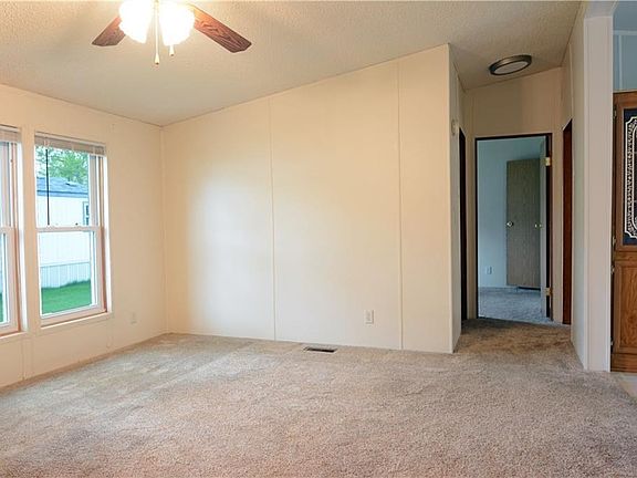 2nd image of 514 Jemstone Dr