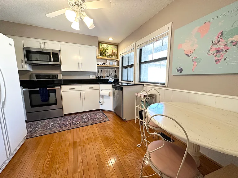 10220 Foster St — Photo 7