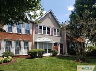 86 Gregory Ln #1906, Franklin Park, NJ 08823