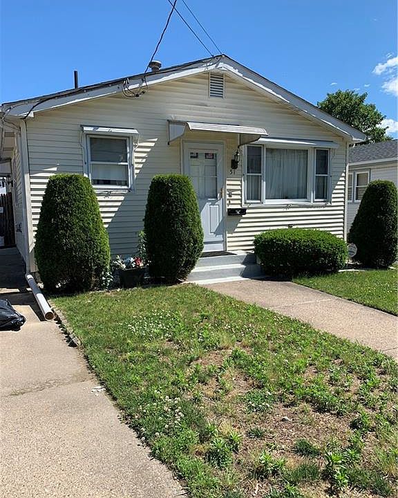 1st image of 51 Sherwood St