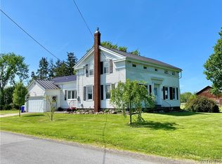 1988 Kent Rd, Kent, NY 14477