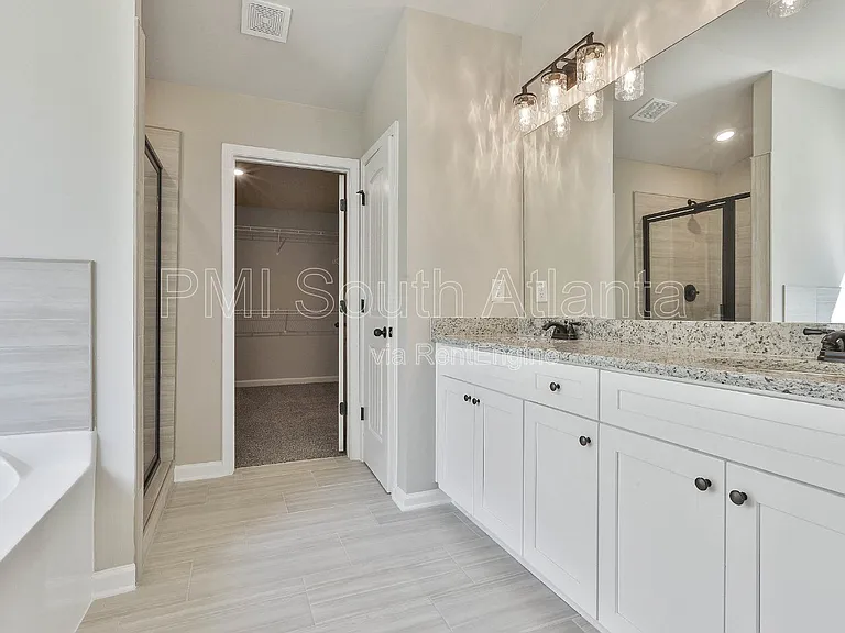 10 Singletree Ln — Photo 31