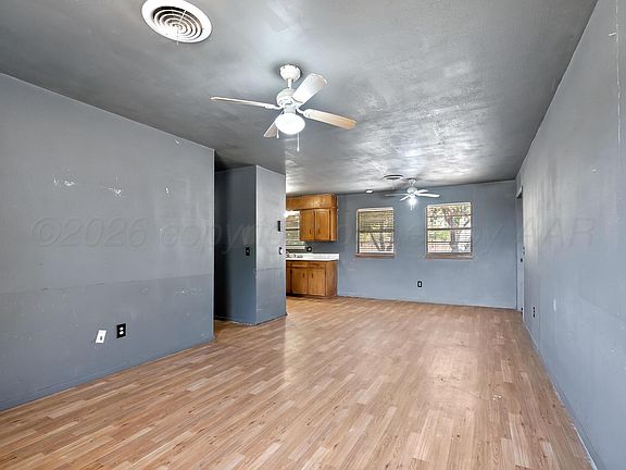5th image of 407 N 5th St