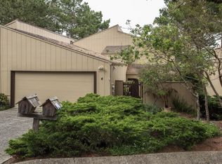 249 Forest Ridge Rd UNIT 4, Monterey, CA 93940