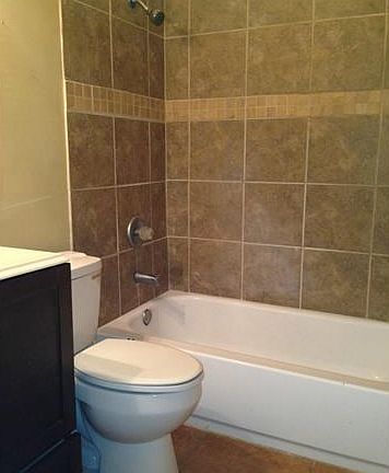 5th image of 1509 Admiral Dr