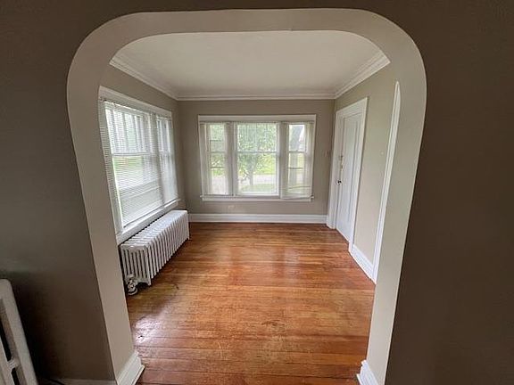 front sun room