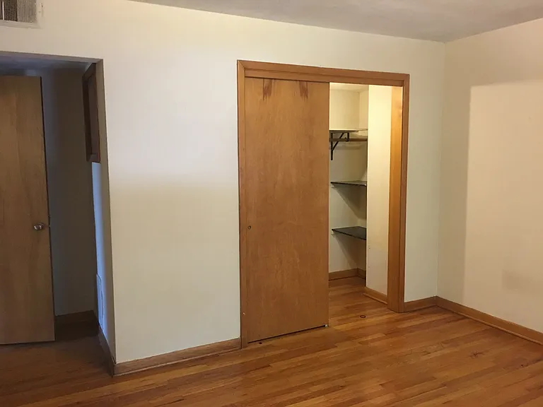 400 Mimosa Ct #5 — Photo 9