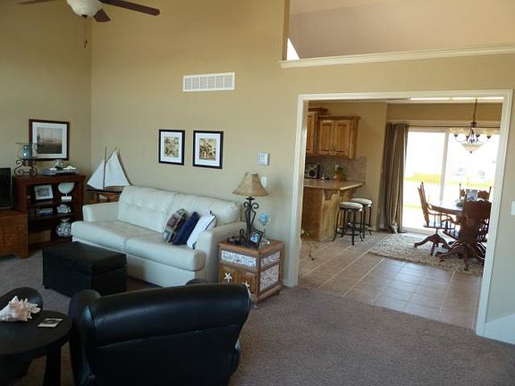 2nd image of 8915 N Essex Dr