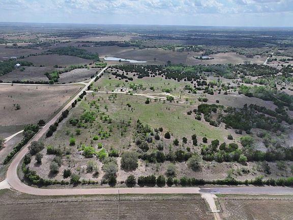 4th image of Fritsch Rd