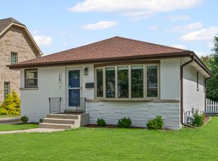 127 Elm St, Glenview, IL