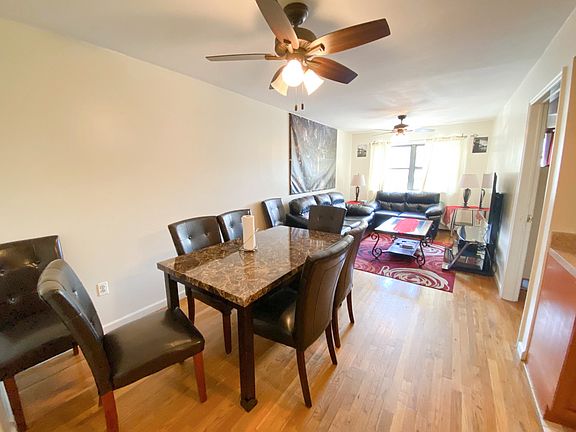 4th image of 107 Hart St #2RR