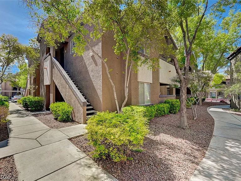 9000 Las Vegas Blvd S #1008 — Photo 55