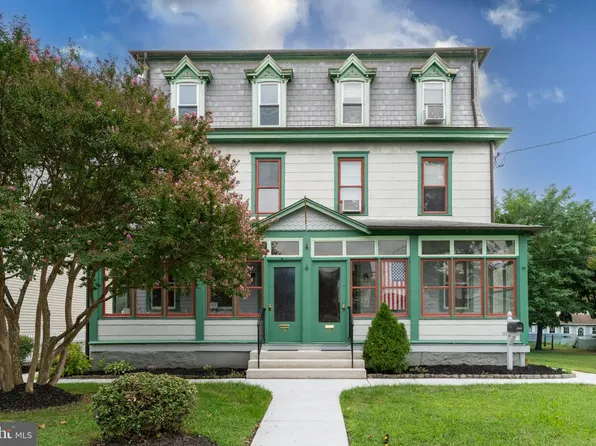 305-307 Leconey Ave, Palmyra, NJ 08065