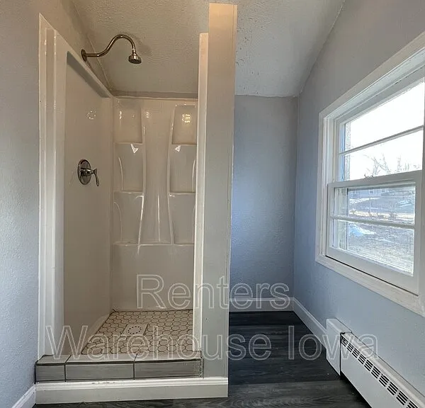 116 Park Ave — Photo 14