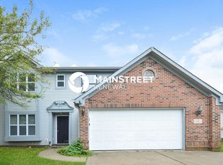 1017 Crimson King Pkwy, Mooresville, IN