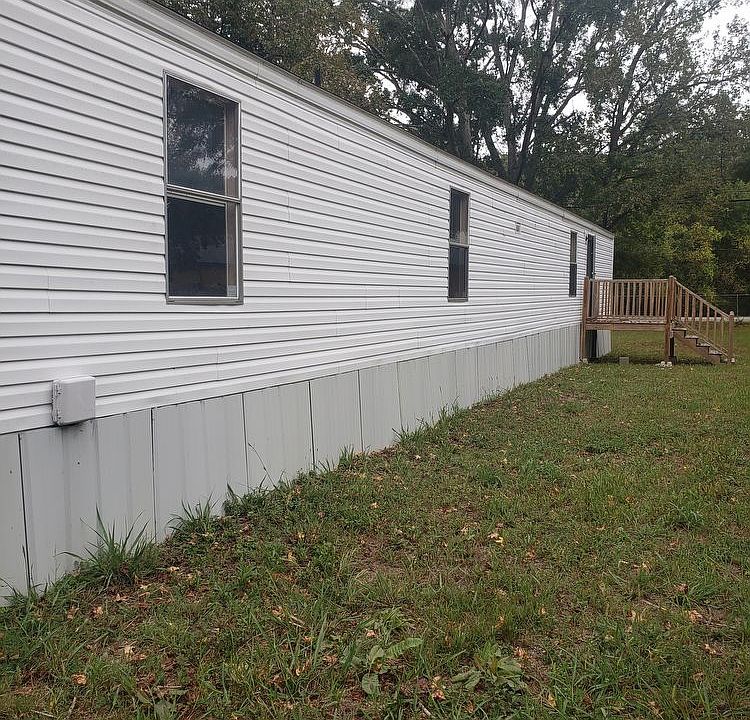 2nd image of 4134 Saks Rd