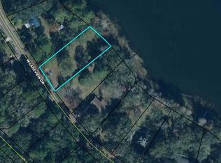 356 W Lakeview Dr, Wewahitchka, FL 32465