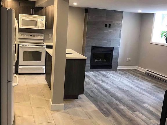 3rd image of 296 Hoylake Cres