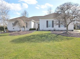 8630 Fairweather Trl, Youngstown, OH