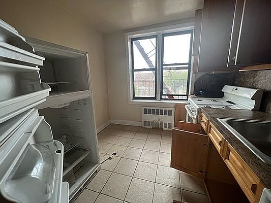 4th image of 8635 21st Ave APT 5V