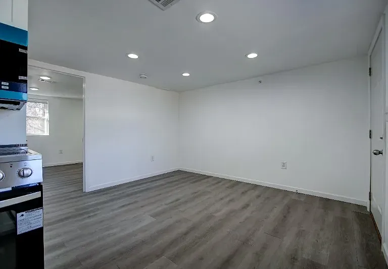 2608 S Laurel St #1 — Photo 9