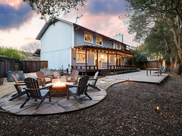 377 Baile De Ciervos, Santa Rosa, CA 95403