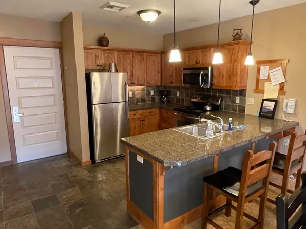 150 Morning Star Dr #290, Kellogg, ID 83837