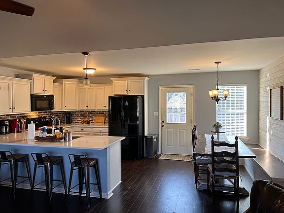 kitchen and eat-in nook