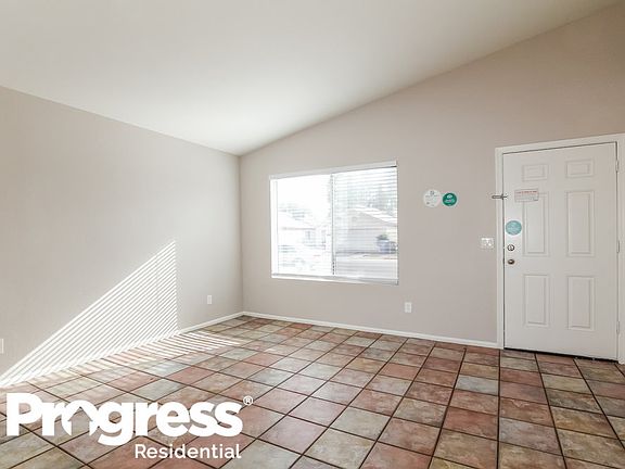 4th image of 10858 W Monterosa St
