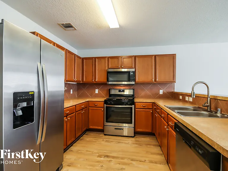 16941 Wren Hill St — Photo 6