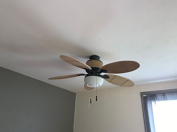 2nd image of 117 Marion Ave