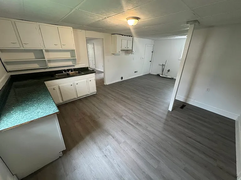 845 Moxahala Ave — Photo 4