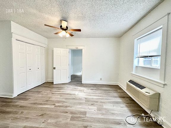5th image of 3433 Central St Unit 205