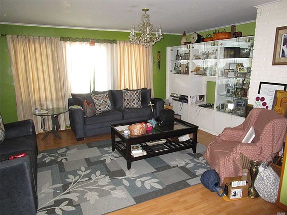 3rd image of 75 N Emerson Ave