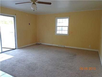 4th image of 1825 Shepherd Dr