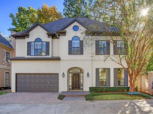2 Pinewold Ct, Houston, TX 77056