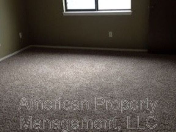 5th image of 6185 S Zunis Ave