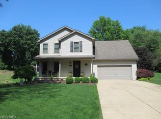 3963 Greenfield Rd, Uniontown, OH 44685