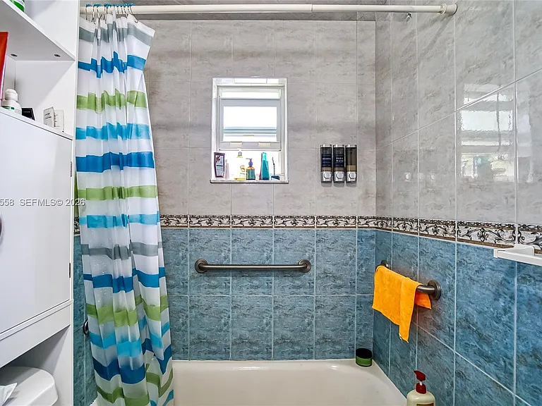 1457 Atlantic Shores Blvd #1 — Photo 17