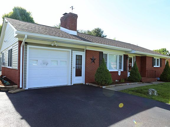 5th image of 63 Virginia Ave