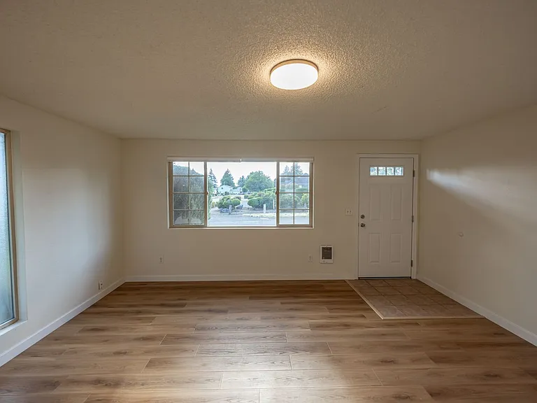 3501 A St #1 — Photo 2