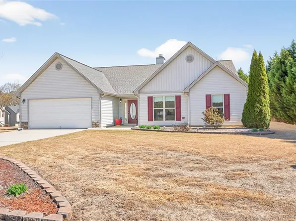 1411 Silvergate Way, Winder, GA 30680